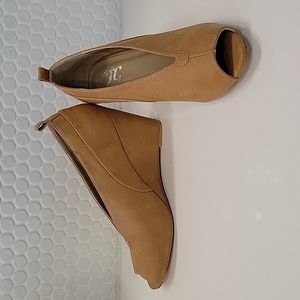 Juicy Couture brown leather wedge heel, size 6.5